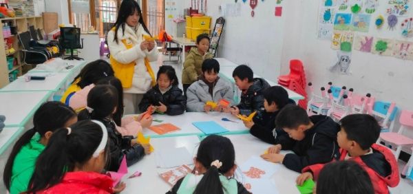 �F���l(xi��ng)�������ƪ�£���W(xu��)�������(sh��)�`����c(di��n)��ϣ��֮��