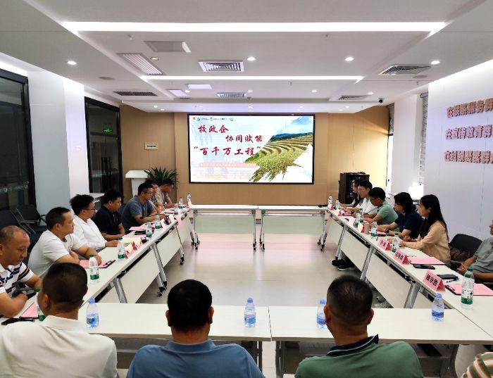  ��ǧ�f•�ഺ���r(n��ng) | �A�ώ�����W(xu��)���_ꖺ̴T����(sh��)�`�F(tu��n)  ̽�����ݲ��_�r(n��ng)�����ں���·��