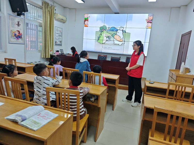 �t����ī־Ը�̌W(xu��)����(w��)�F(tu��n)�(du��)�������(hu��)��(sh��)�`�����ڻ��(d��ng)ȡ�ÈA�M�ɹ�