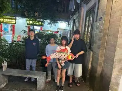 �����W(xu��)Ժ�_չ�������������z�����M�������~����������`