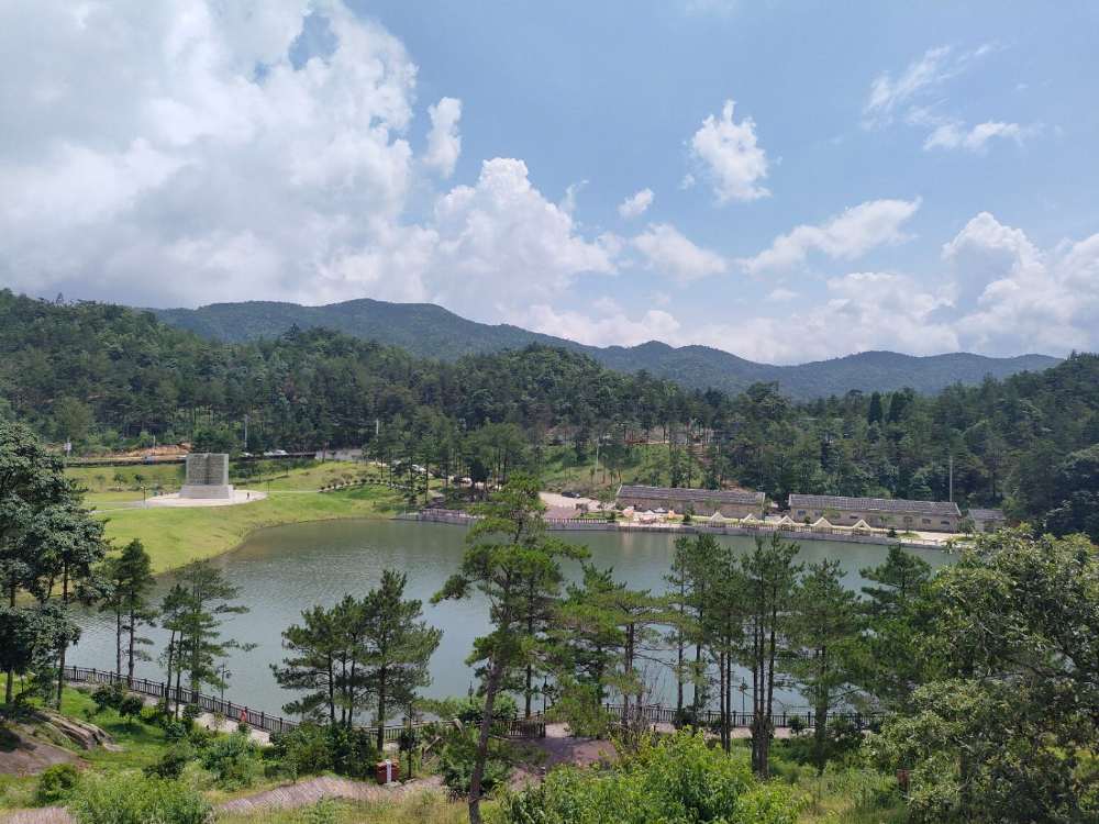 ���M(j��n)��ɽ������׷������ӛ���E�������������