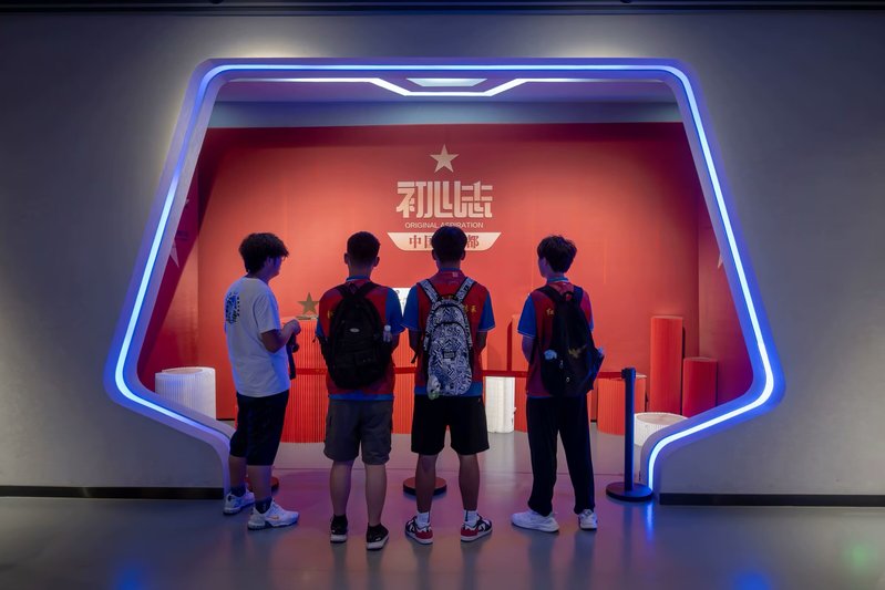 �t�E��(sh��)�`�(du��)���ڶ���׷���L�����E�����мtɫ����