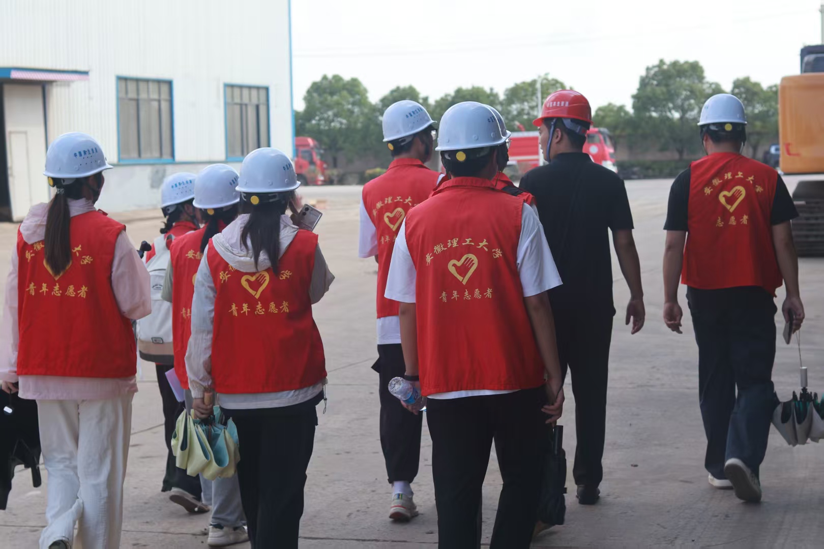 �Gɫ�D(zhu��n)�������l(xi��ng)�����d