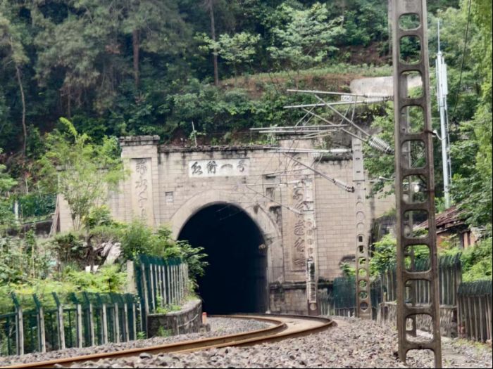 ��Ժ�W(xu��)���߽����t�l(w��i)һ̖(h��o)��������������q��