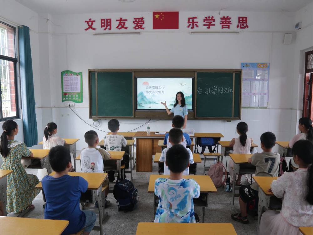 ��퍂��y(t��ng)�Ļ� �ߝ�����ͯ�ꡪ������ǹ�־Ը������_չ���y(t��ng)�Ļ�ϵ����ɫ�n��