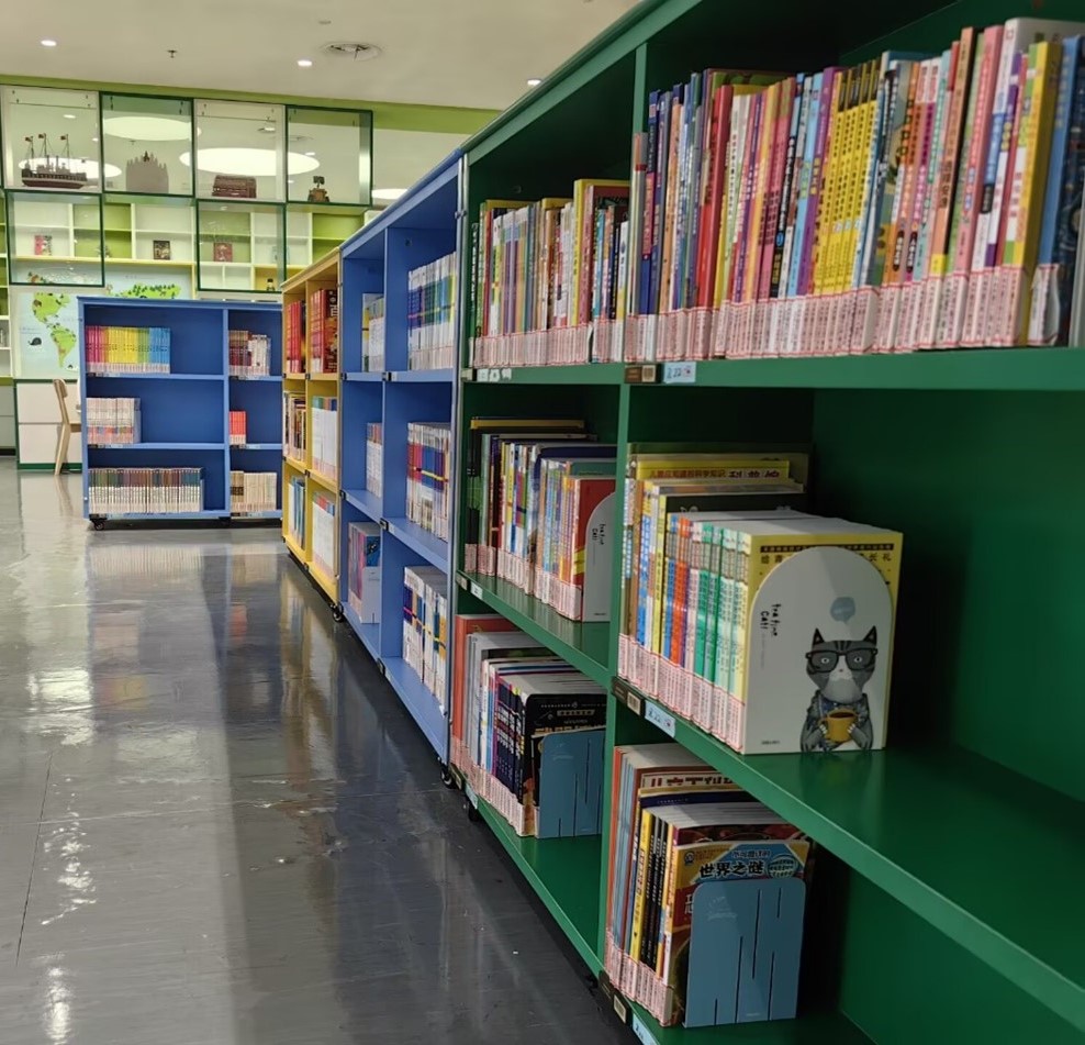 ͯ�c������ˣ�ͯȤ�c�옷���Q�����Ͼ�������W(xu��)̩�݌W(xu��)Ժ���t����ī������������`�o����8��