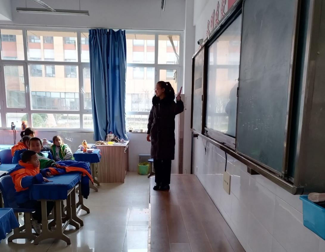 ���o(h��)�ഺ�����(y��ng)���L(zh��ng) ����������퍡���(sh��)�`�(du��)�_չ�������Ճ�ͯ�Խ�����(sh��)�`���(d��ng)